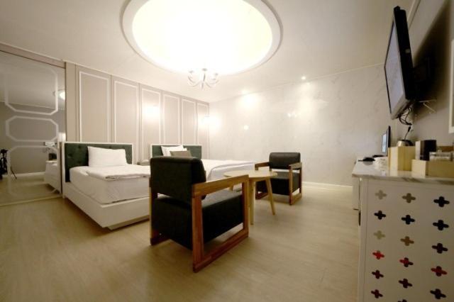 Gyeongsan Swimpyo Motel Room photo