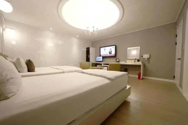 Gyeongsan Swimpyo Motel Room photo